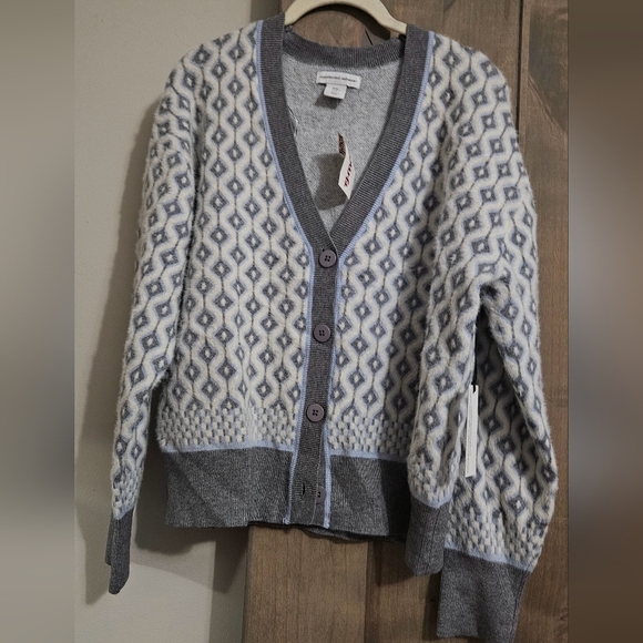 CUPCAKES and CASHMERE Diamond print soft cozy blue/cream cardigan. Size M NWT - Picture 3 of 12